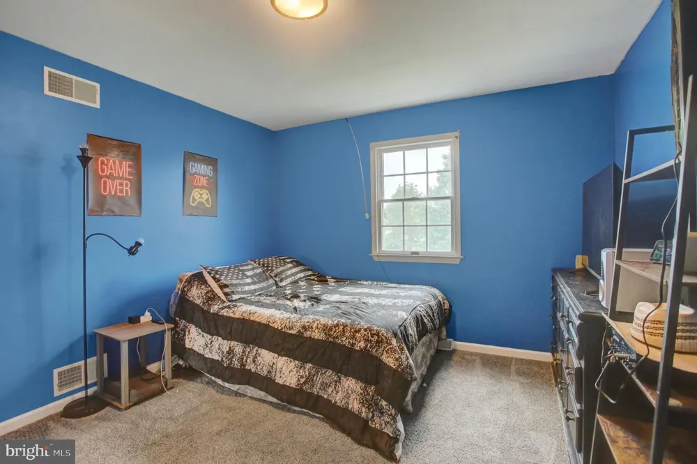 631 ERIC DRIVE Shippensburg, PA 17257