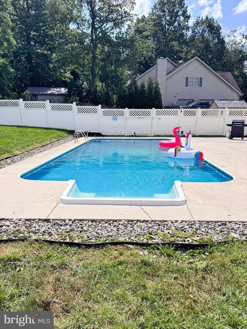 631 ERIC DRIVE Shippensburg, PA 17257