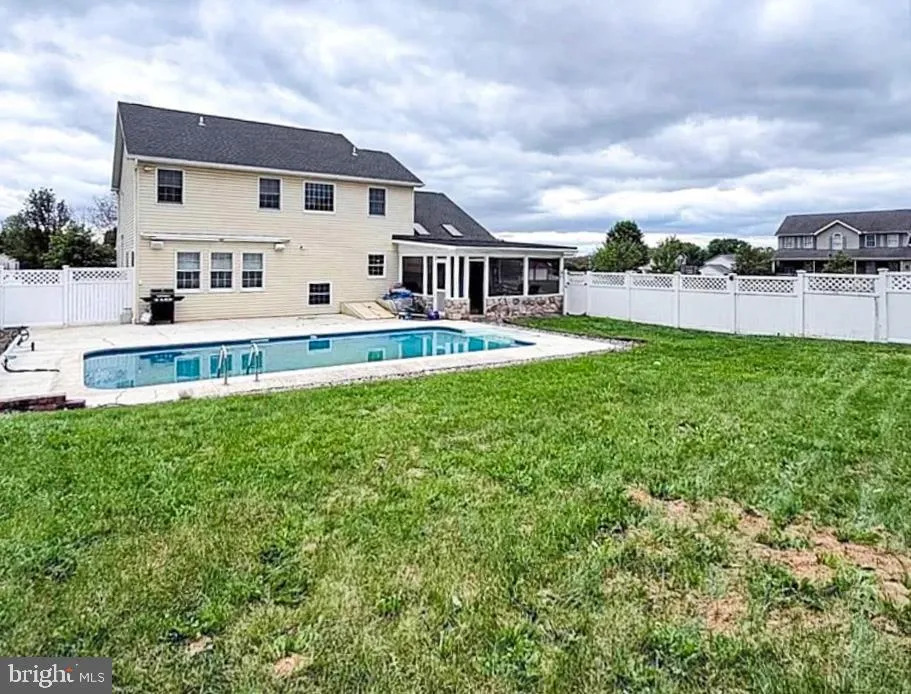 631 ERIC DRIVE Shippensburg, PA 17257