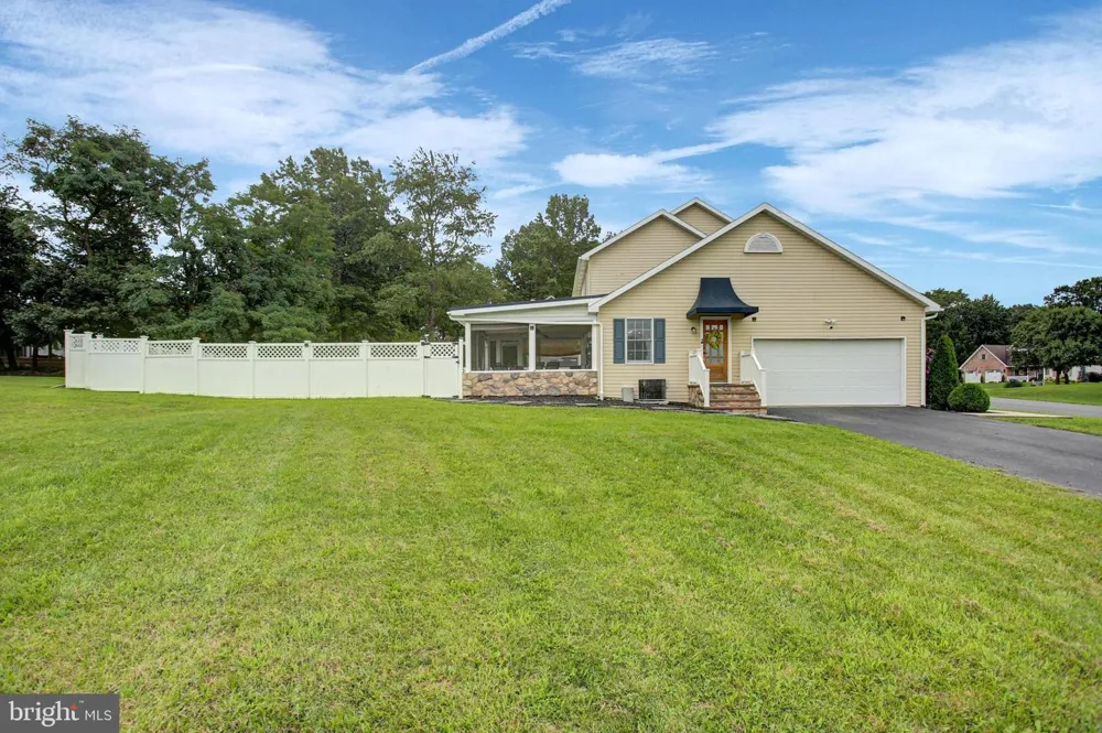 631 ERIC DRIVE Shippensburg, PA 17257
