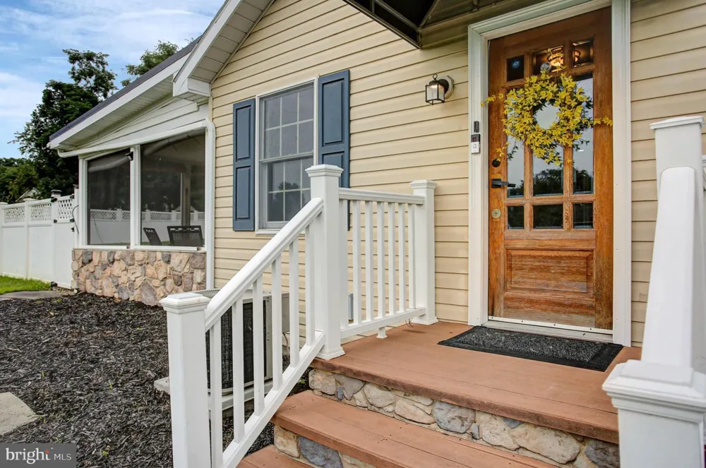 631 ERIC DRIVE Shippensburg, PA 17257