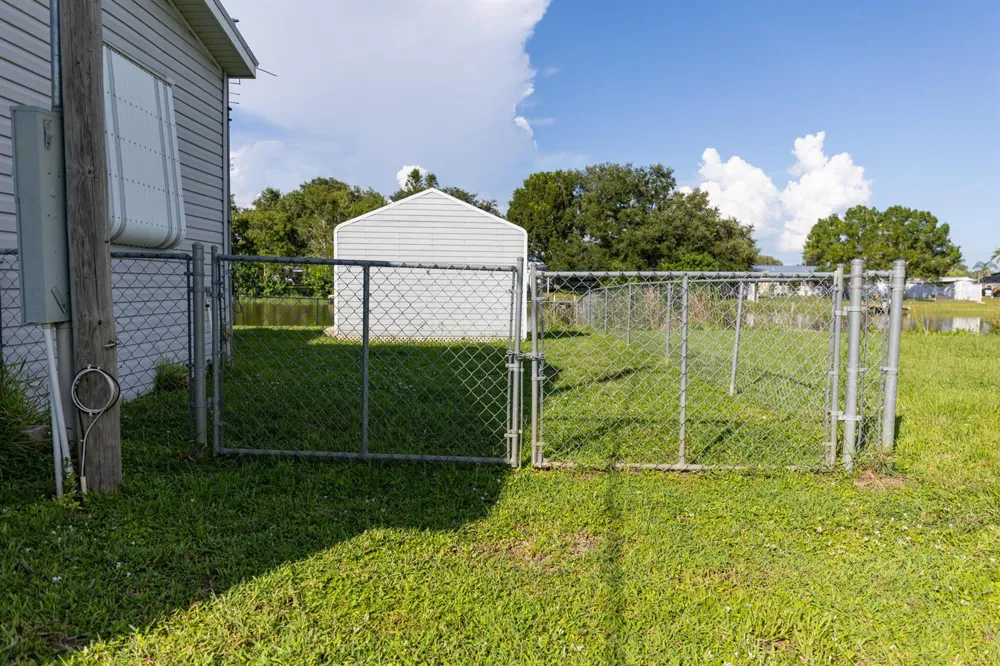 1221 CHOBEE STREET Okeechobee, FL 34974