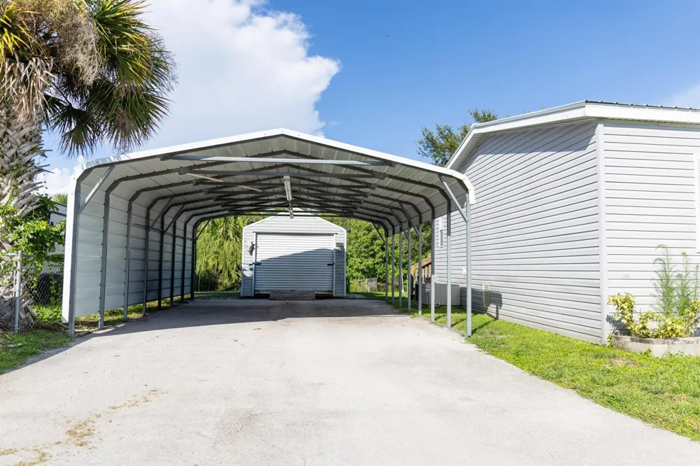 1221 CHOBEE STREET Okeechobee, FL 34974