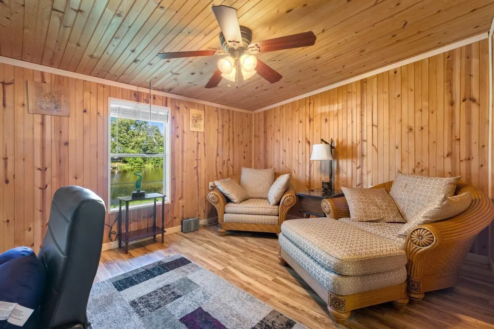 1221 CHOBEE STREET Okeechobee, FL 34974