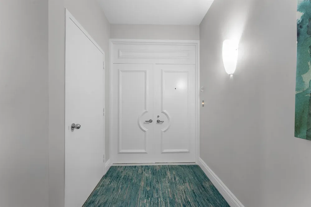 5280 OCEAN DRIVE #16E Singer Island, FL 33404