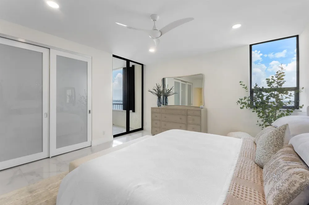 5280 OCEAN DRIVE #16E Singer Island, FL 33404