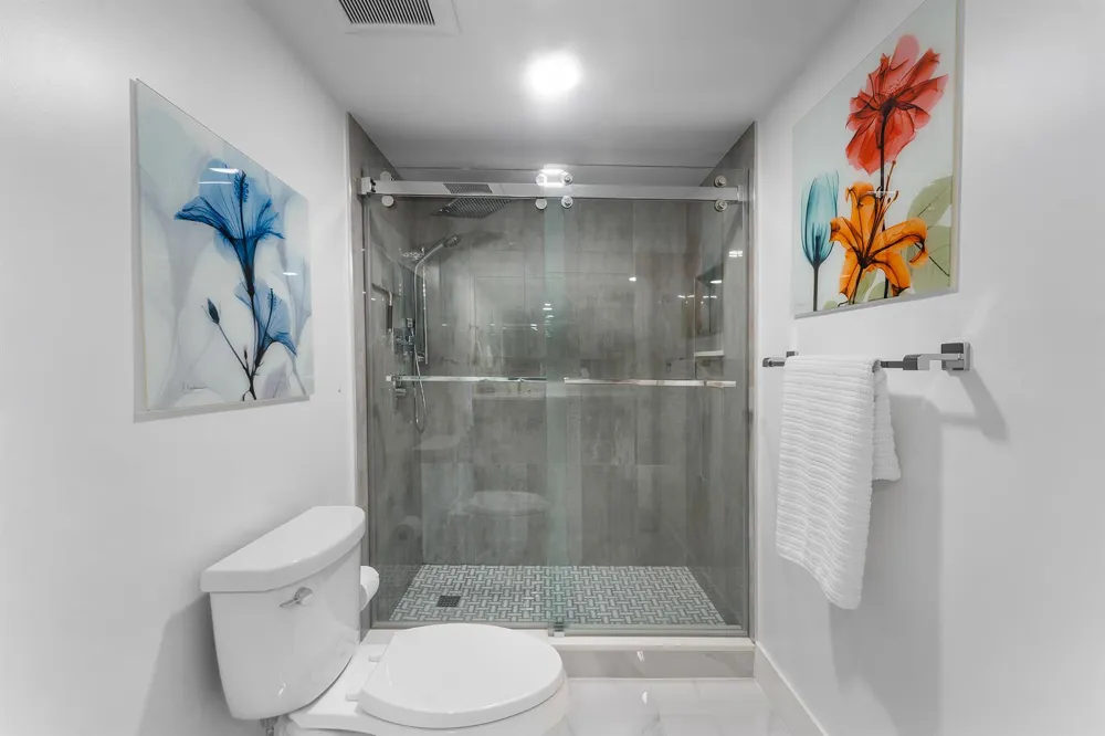 5280 OCEAN DRIVE #16E Singer Island, FL 33404