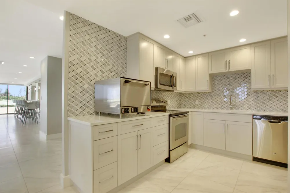 5280 OCEAN DRIVE #16E Singer Island, FL 33404