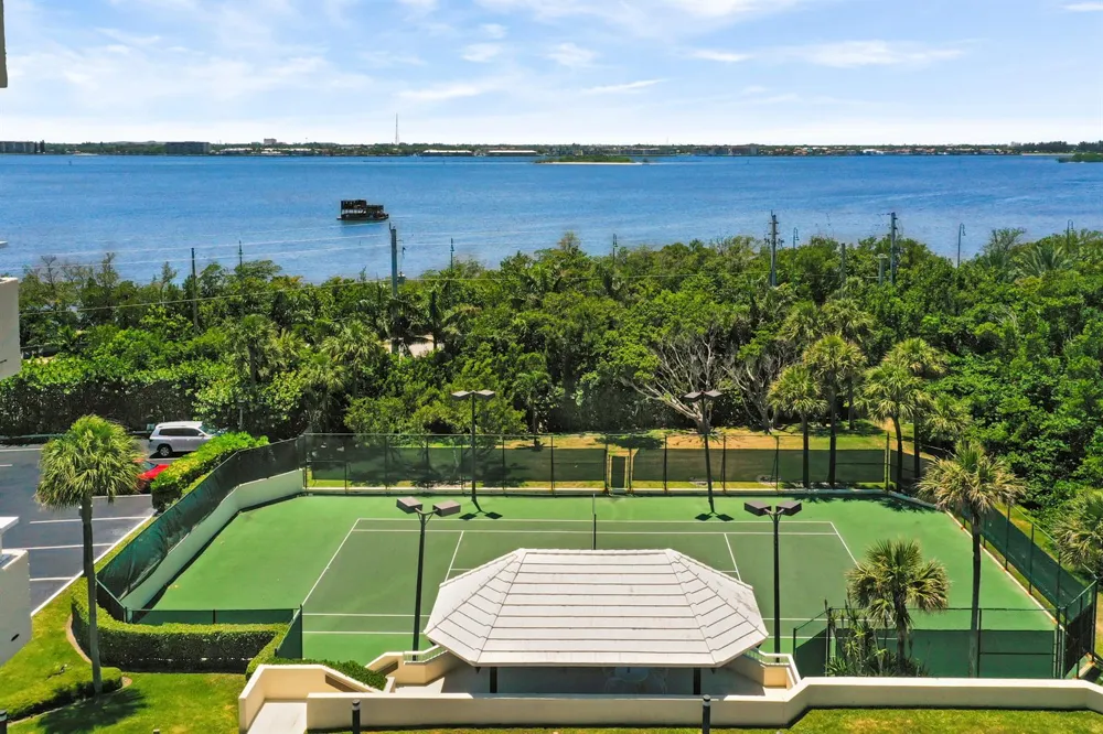5280 OCEAN DRIVE #16E Singer Island, FL 33404