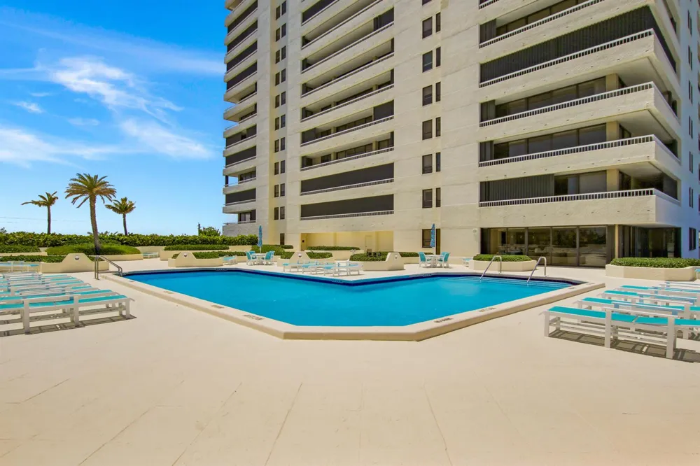 5280 OCEAN DRIVE #16E Singer Island, FL 33404
