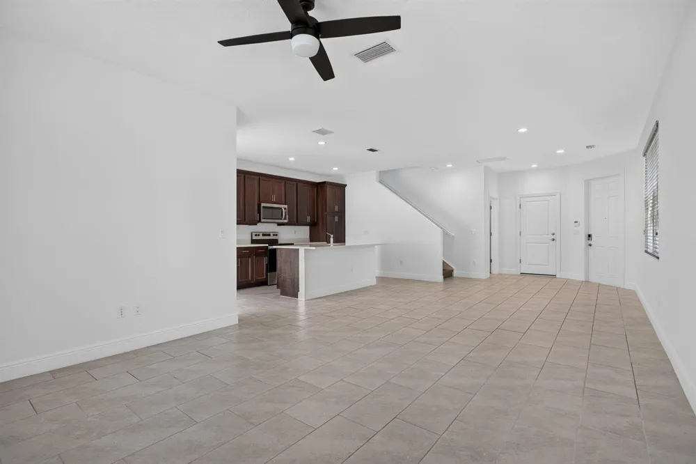 543 Parsons Way Deerfield Beach, FL 33442