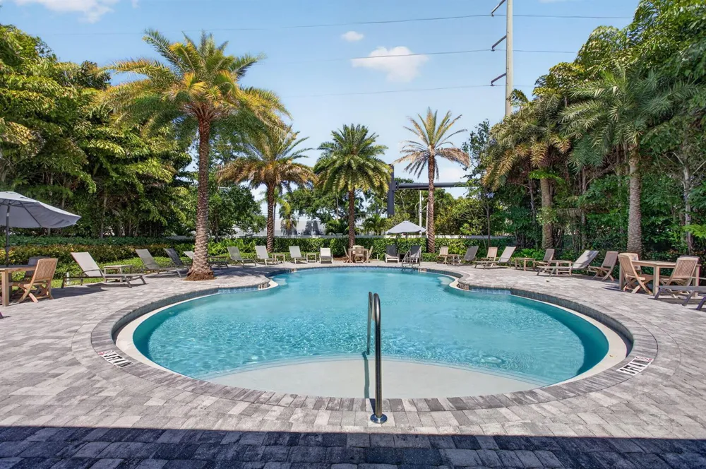 543 Parsons Way Deerfield Beach, FL 33442