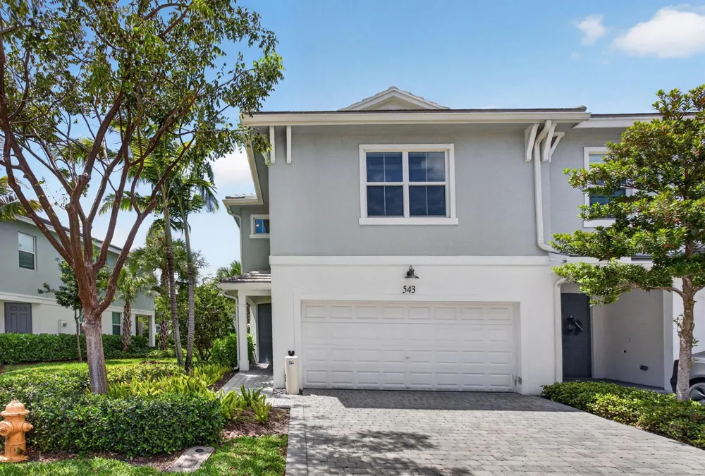 543 Parsons Way Deerfield Beach, FL 33442