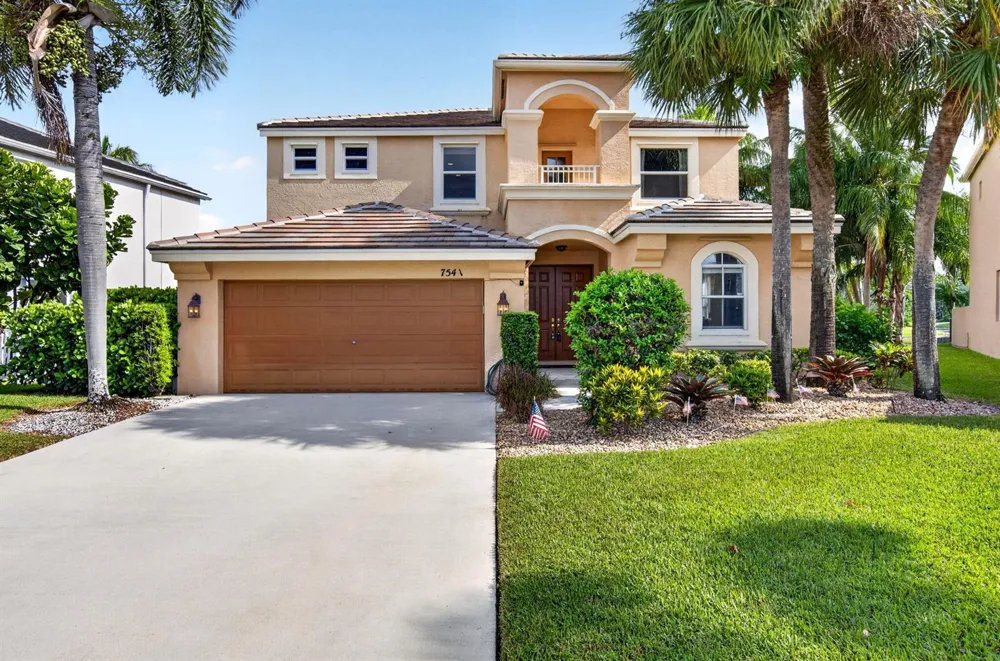 7541 DOWNWINDS LANE Lake Worth, FL 33467