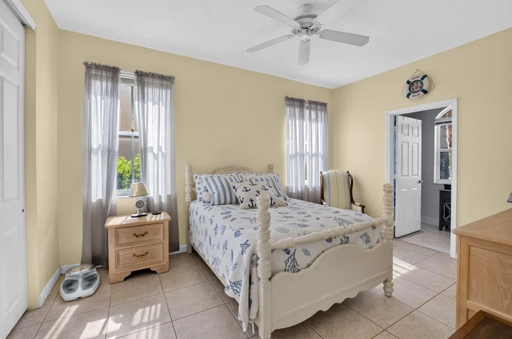 7541 DOWNWINDS LANE Lake Worth, FL 33467