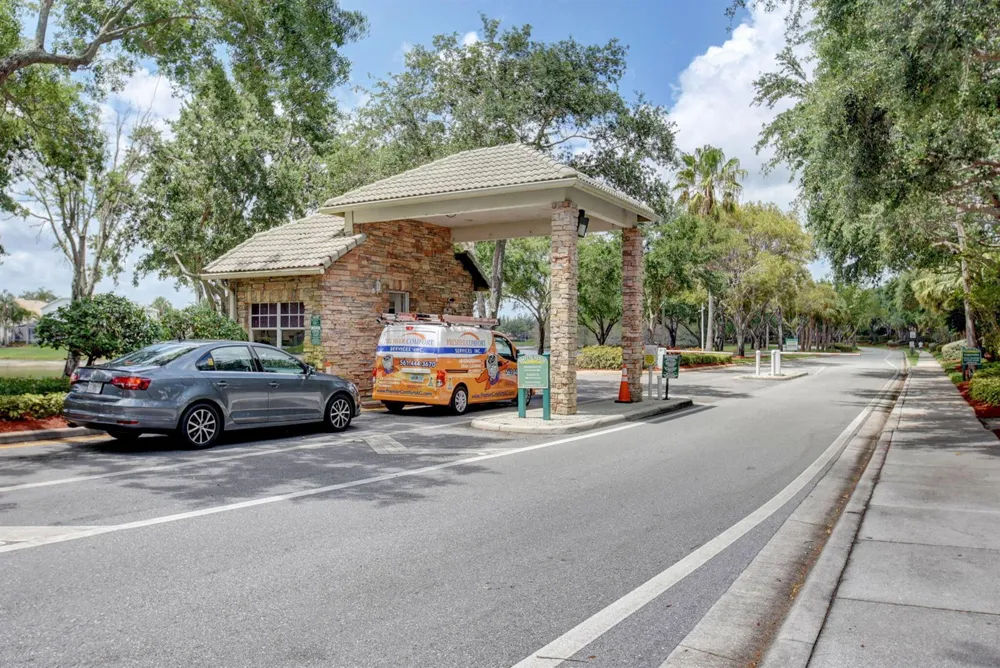 7541 DOWNWINDS LANE Lake Worth, FL 33467