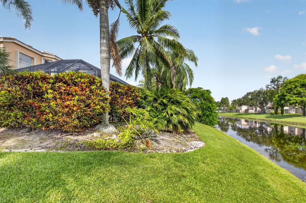 7541 DOWNWINDS LANE Lake Worth, FL 33467