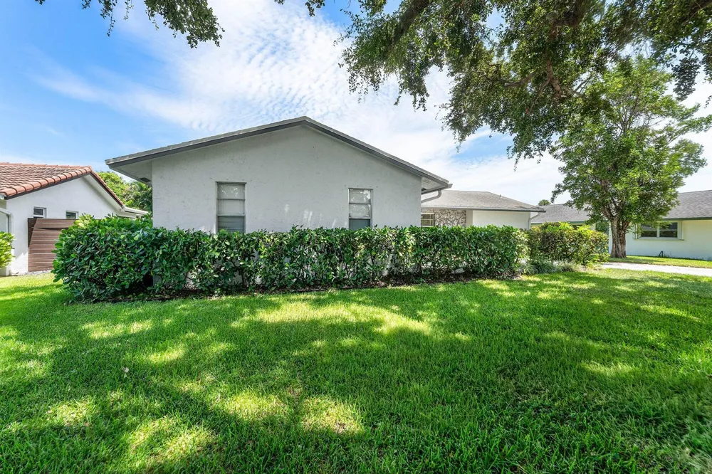 11592 Ficus Street Palm Beach Gardens, FL 33410