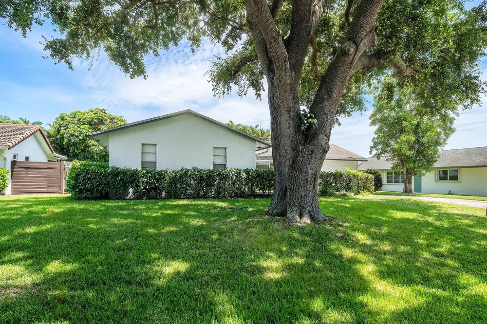 11592 Ficus Street Palm Beach Gardens, FL 33410