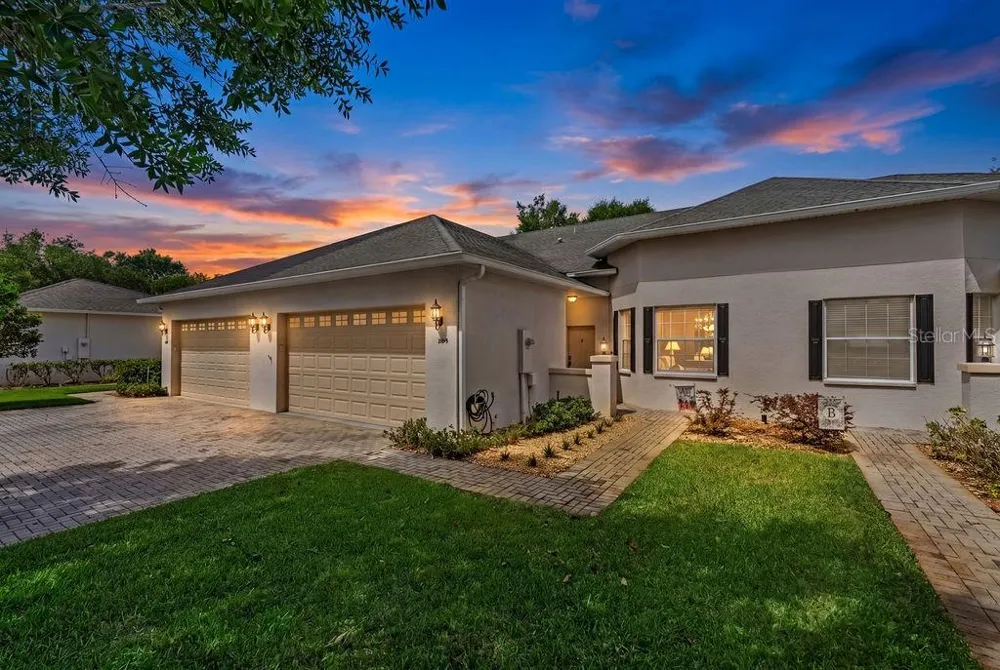 1016 GREEN GATE BOULEVARD Groveland, FL 34736