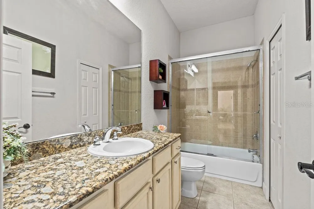 1016 GREEN GATE BOULEVARD Groveland, FL 34736