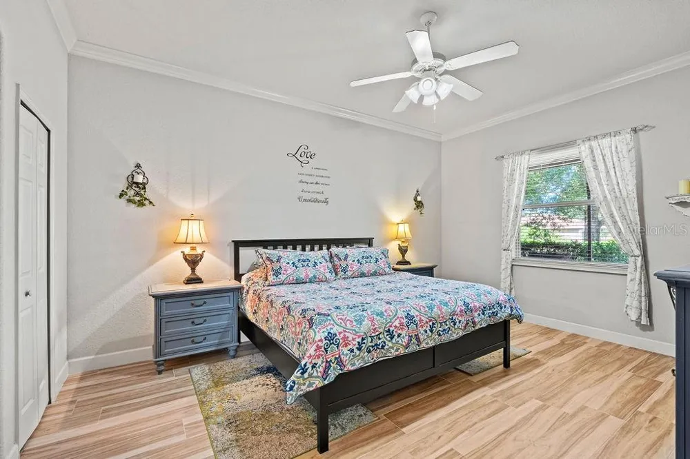 1016 GREEN GATE BOULEVARD Groveland, FL 34736