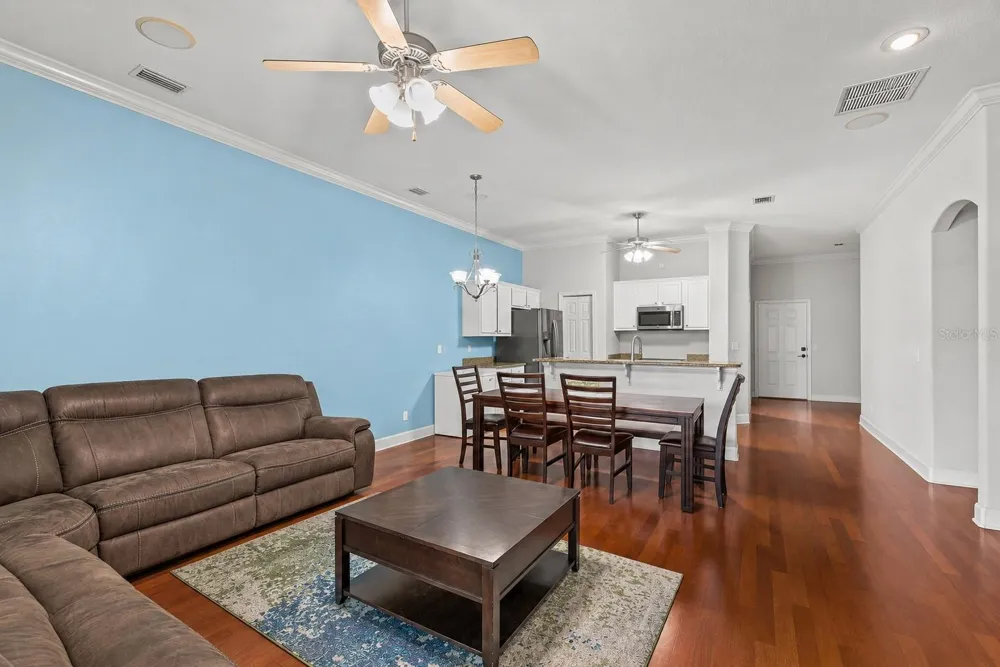 1016 GREEN GATE BOULEVARD Groveland, FL 34736