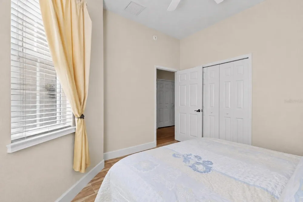 1016 GREEN GATE BOULEVARD Groveland, FL 34736