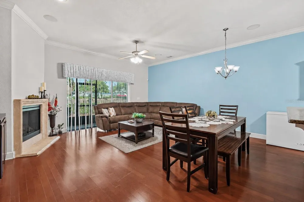 1016 GREEN GATE BOULEVARD Groveland, FL 34736