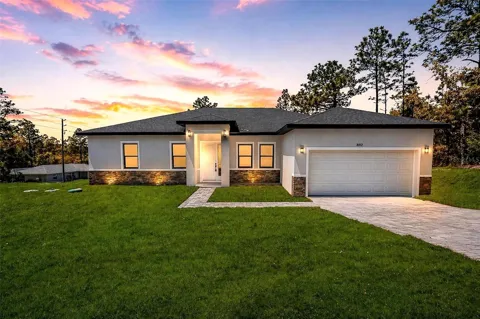 8812 LANSEN WAY