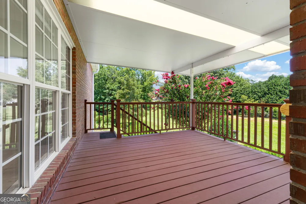 106 Manor WAY Carrollton, GA 30117