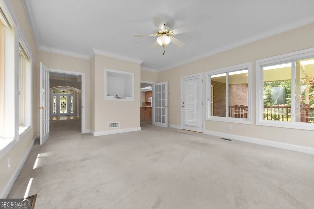 106 Manor WAY Carrollton, GA 30117