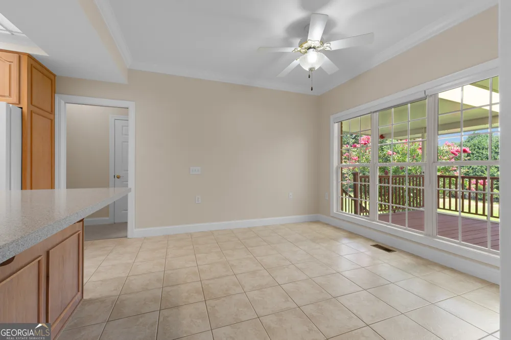 106 Manor WAY Carrollton, GA 30117