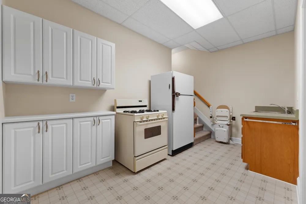 106 Manor WAY Carrollton, GA 30117