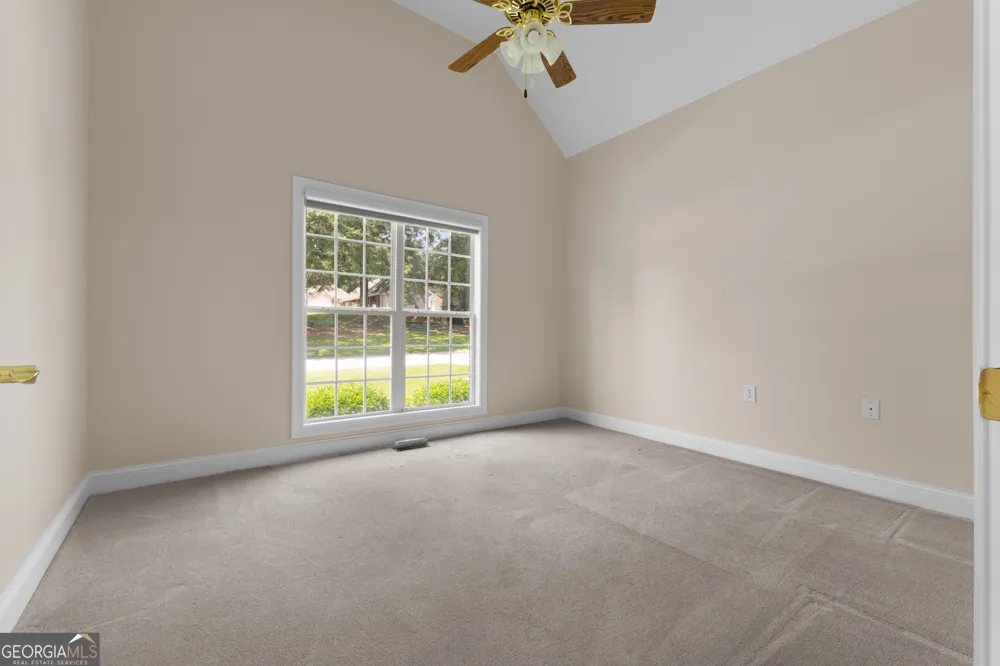 106 Manor WAY Carrollton, GA 30117