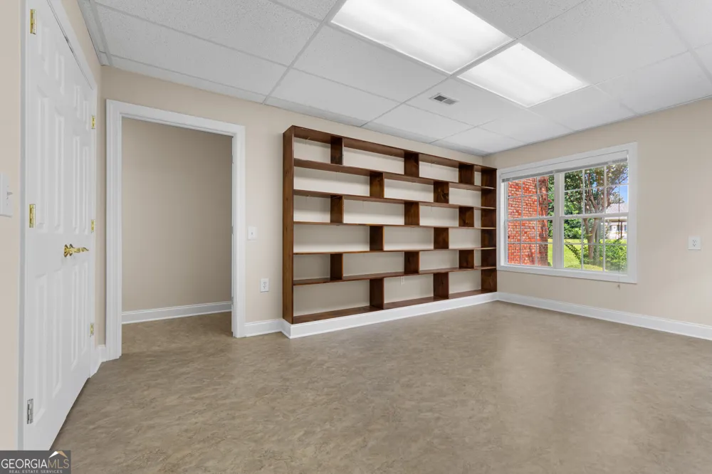 106 Manor WAY Carrollton, GA 30117