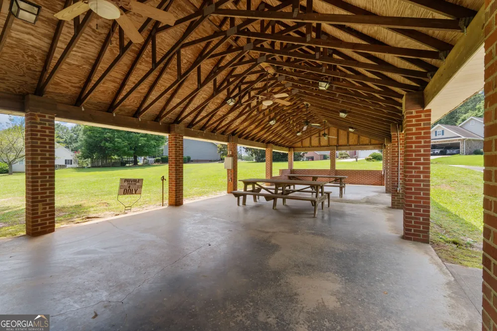 106 Manor WAY Carrollton, GA 30117