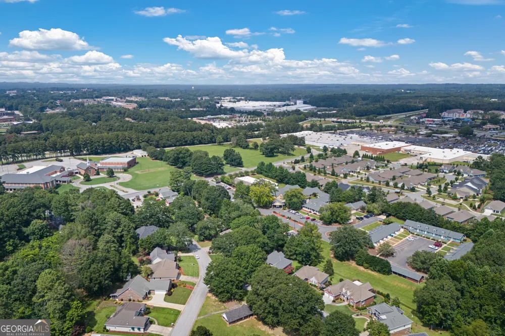 106 Manor WAY Carrollton, GA 30117