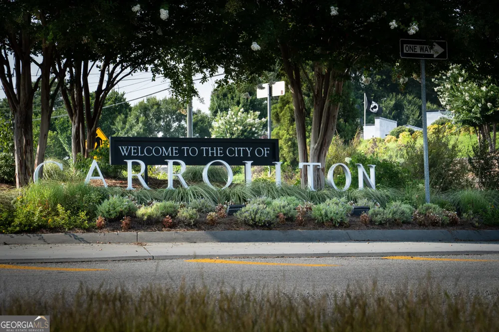 106 Manor WAY Carrollton, GA 30117