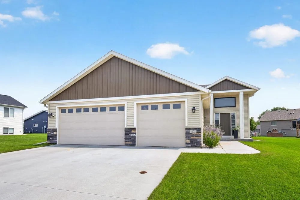 1102 14th Avenue NW Kasson, MN 55944