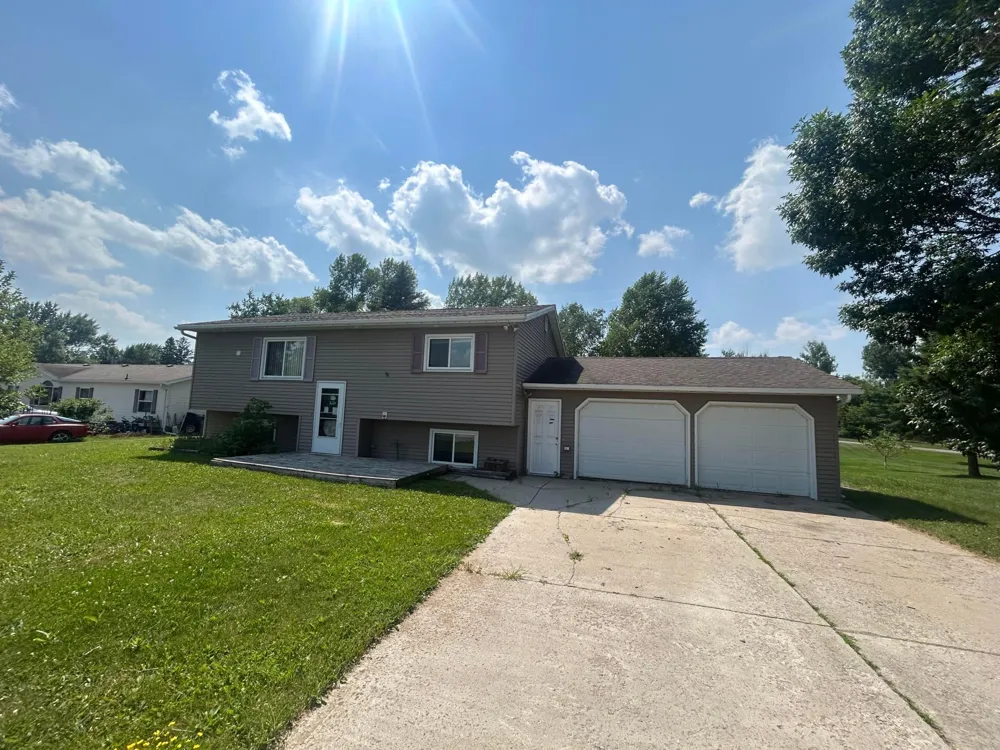 1324 Pelican Lane Detroit Lakes, MN 56501