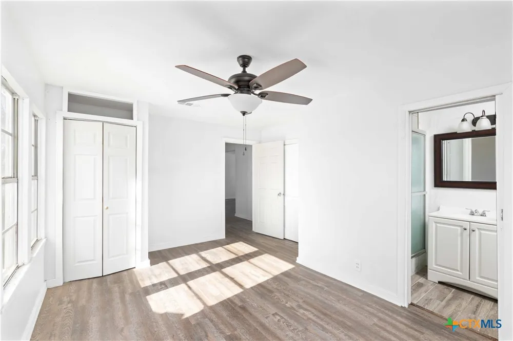 104 E Whitney Street Hamilton, TX 76531