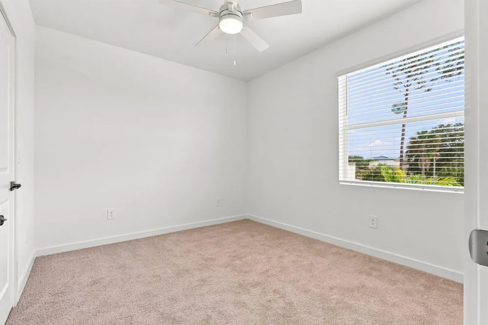 147 LAKESIDE LANDING COURT Royal Palm Beach, FL 33411