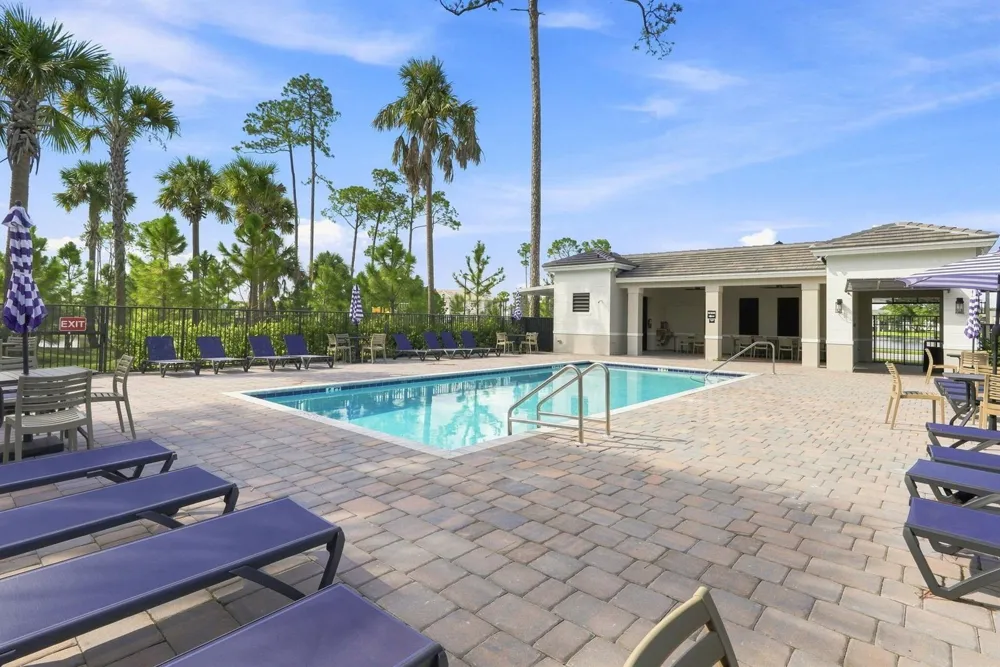 147 LAKESIDE LANDING COURT Royal Palm Beach, FL 33411
