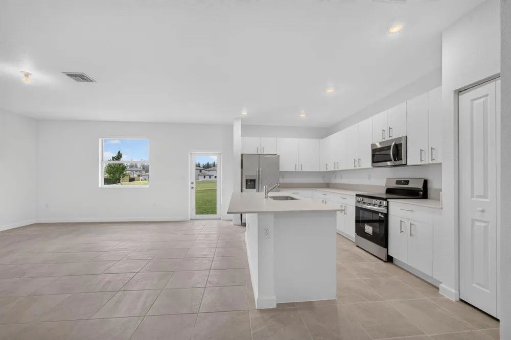2444 SE 29th Drive #A Homestead, FL 33035