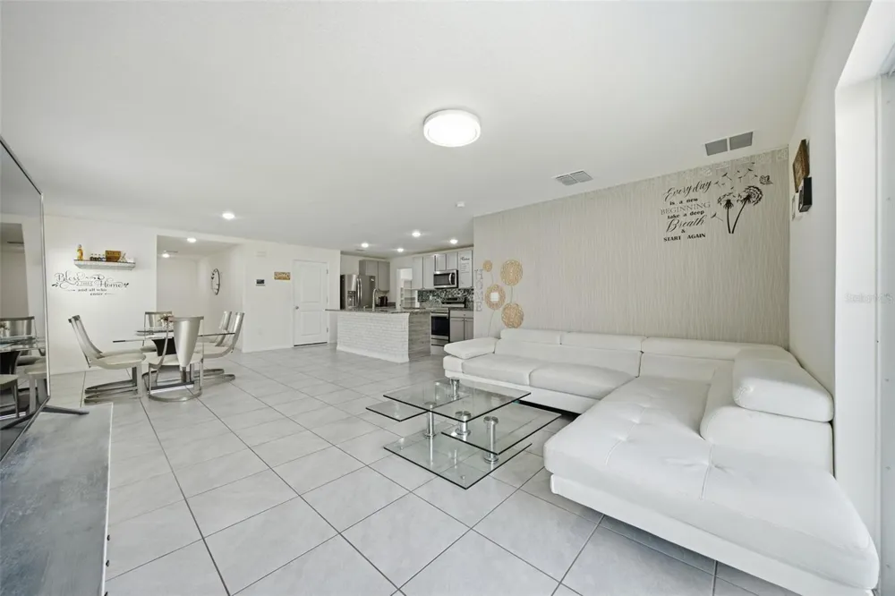 2949 GREAT ABACO WAY Bradenton, FL 34208
