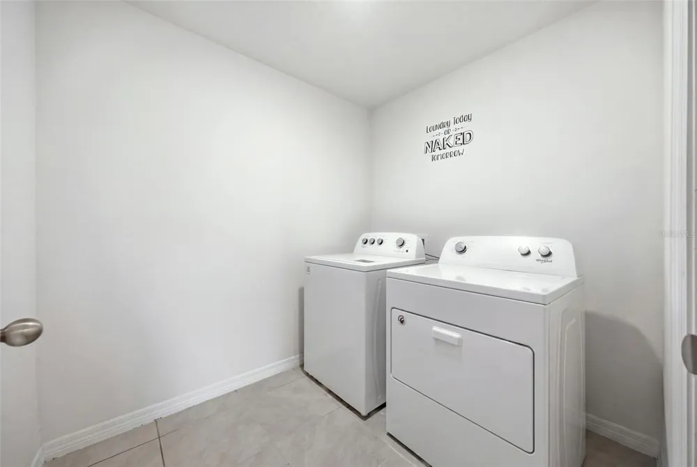 2949 GREAT ABACO WAY Bradenton, FL 34208