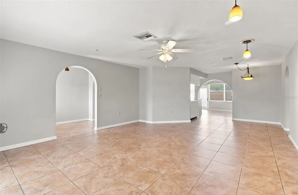 527 WAYFARER DRIVE Tarpon Springs, FL 34689
