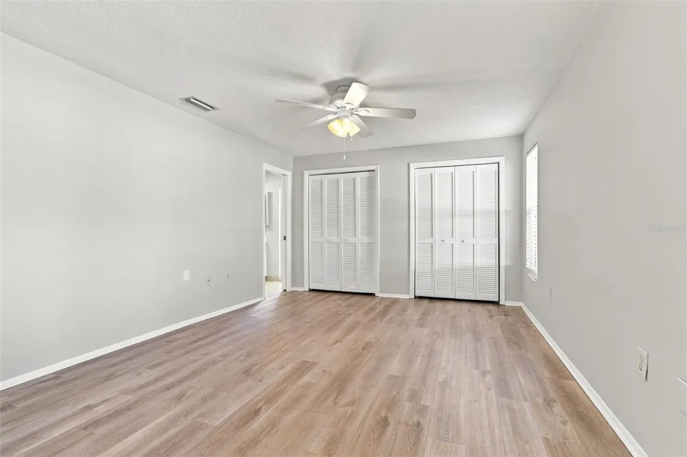 527 WAYFARER DRIVE Tarpon Springs, FL 34689