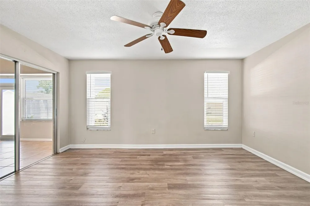 527 WAYFARER DRIVE Tarpon Springs, FL 34689